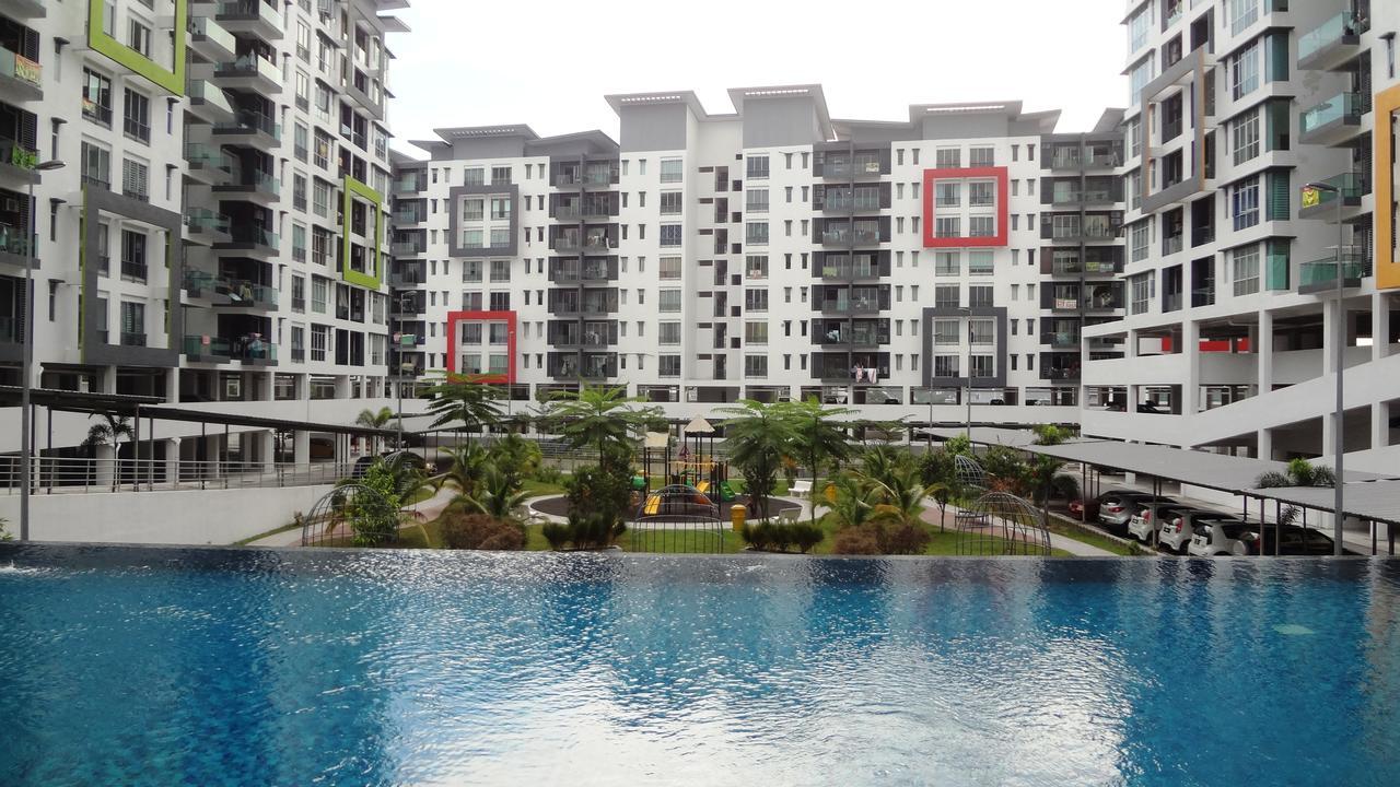 Mahkota Cheras Sweet Condo 1-14 Pax Near Mrt To Kl Kuala Lumpur Exterior photo